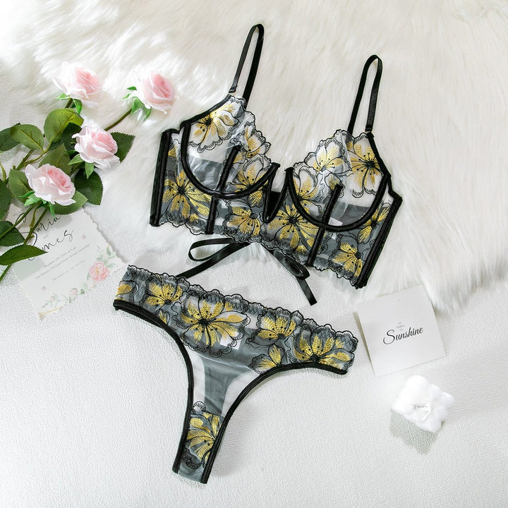 Passion HQ Lingerie Calantha Fancy Floral Lace Deep-V Bra Bilizna Set